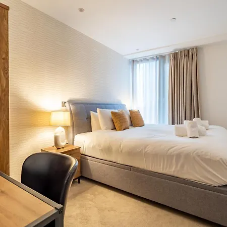 דירה The Lux At Ryedale House יורק