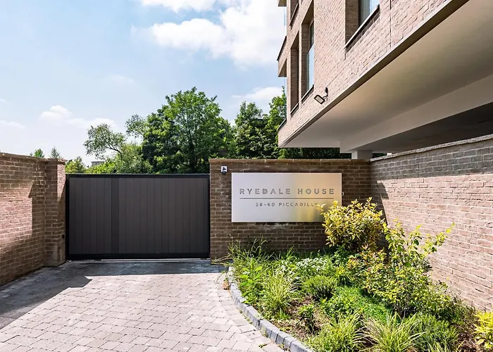 The Lux At Ryedale House